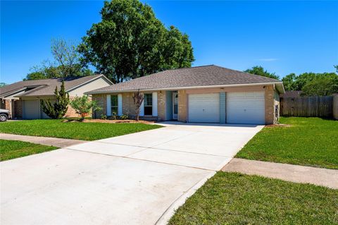 Photo of 2793 Wood Hollow Drive, League City, TX 77573 (MLS # 25990181)