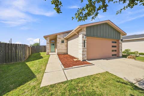 Photo of 2807 Chancery Summit Court, Houston, TX 77047 (MLS # 28961726)
