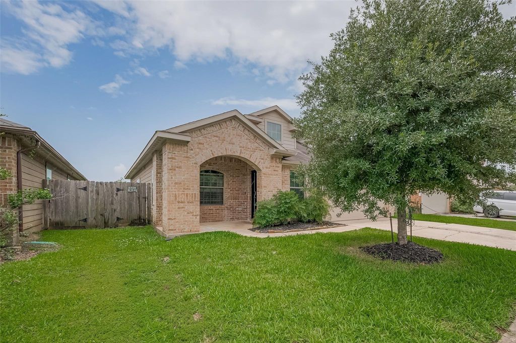 Photo of 2019 Louetta Mist Drive, Spring, TX 77388 (MLS # 96698501)