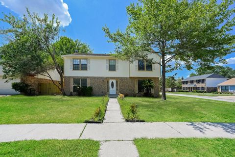 Photo of 11943 Kleinfields Drive, Houston, TX 77066 (MLS # 96204891)