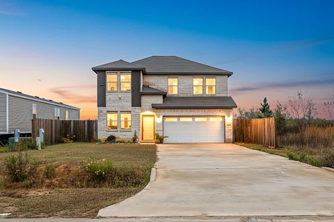 Photo of 553 Road 5822, Cleveland, TX 77327 (MLS # 67696259)