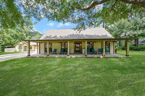 18910 Chickadee Lane Tomball TX 77377