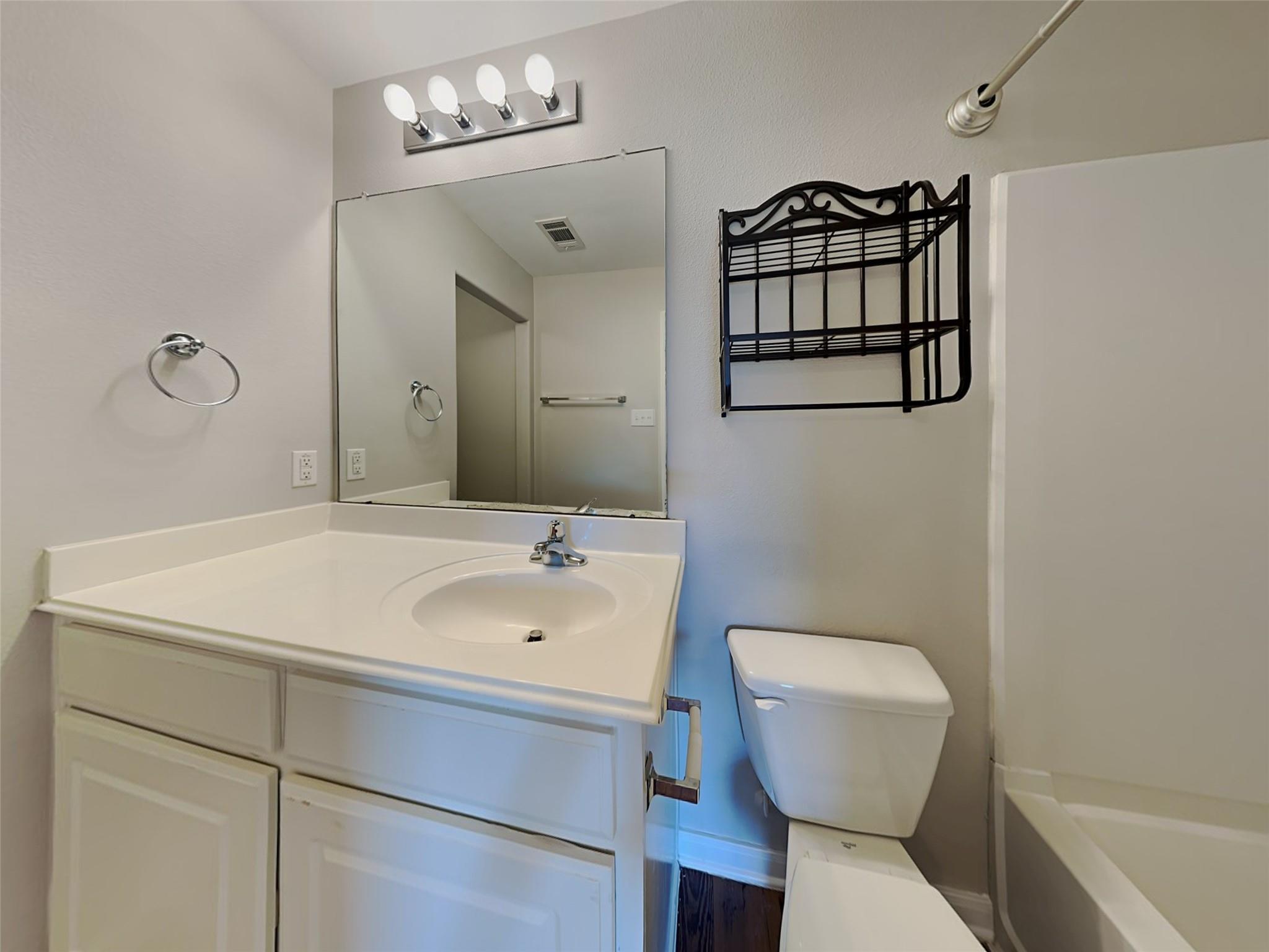 4202 Medina River Loop