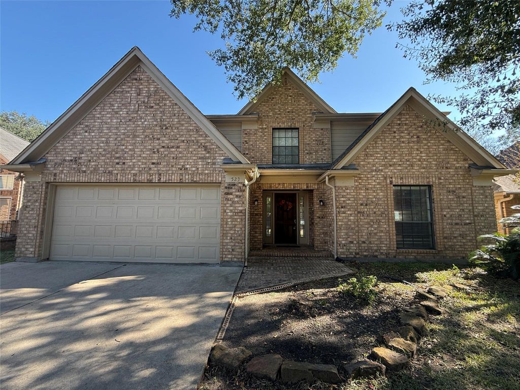 Photo of 523 Earls Court Drive, Katy, TX 77450 (MLS # 97879655)