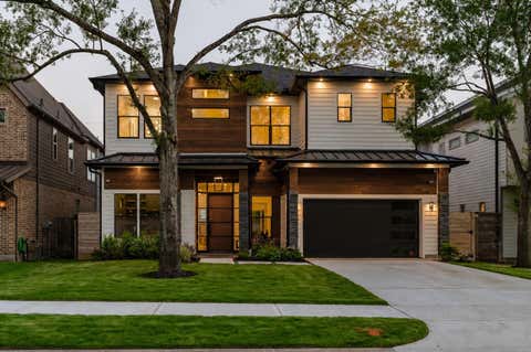 Photo of 1733 Du Barry Lane, Houston, TX 77018 (MLS # 81441923)