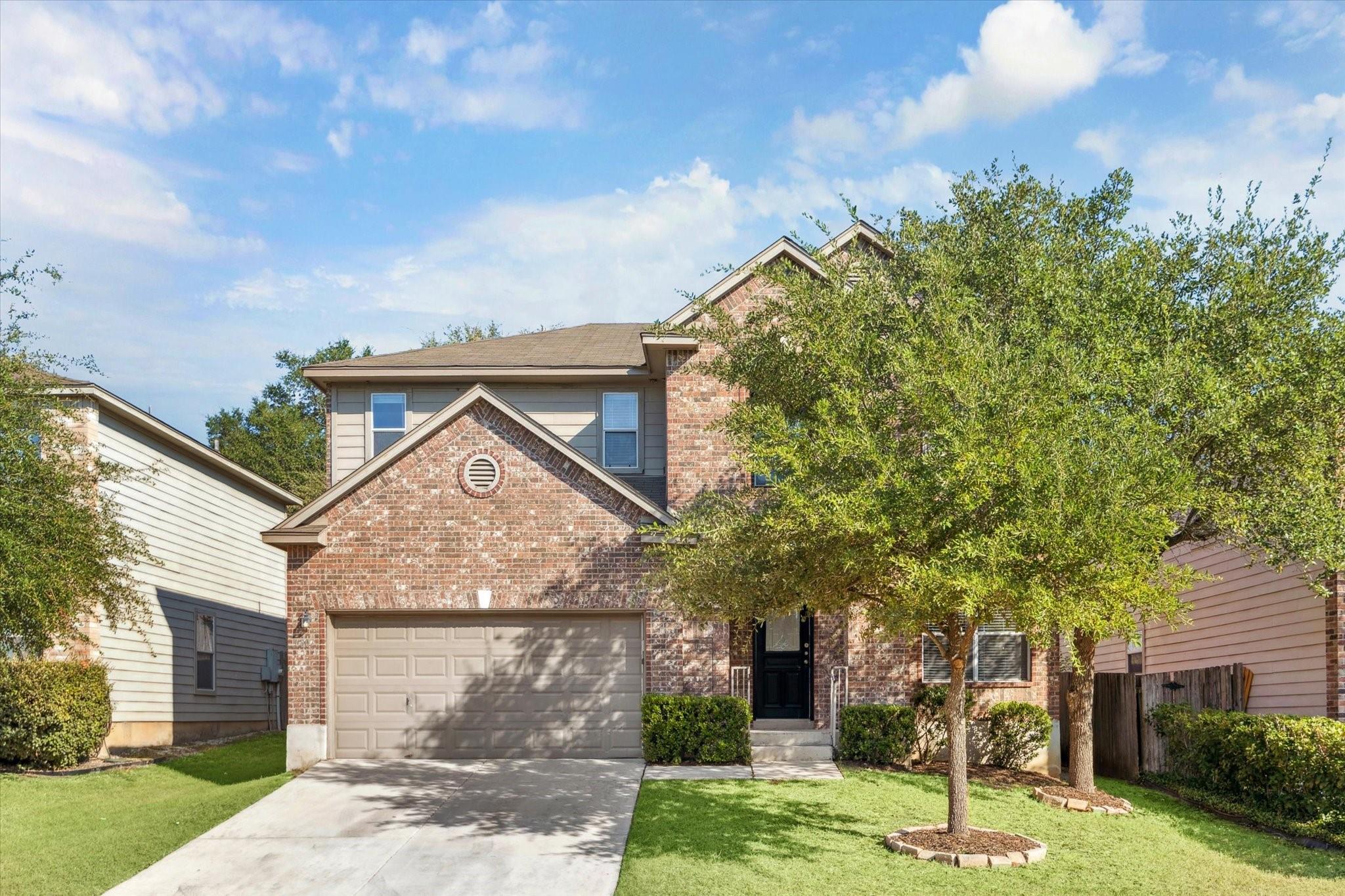 6807 Elmwood Crest