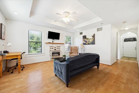 Tiny photo for 2302 Wentworth Street, Houston, TX 77004 (MLS # 32547255)