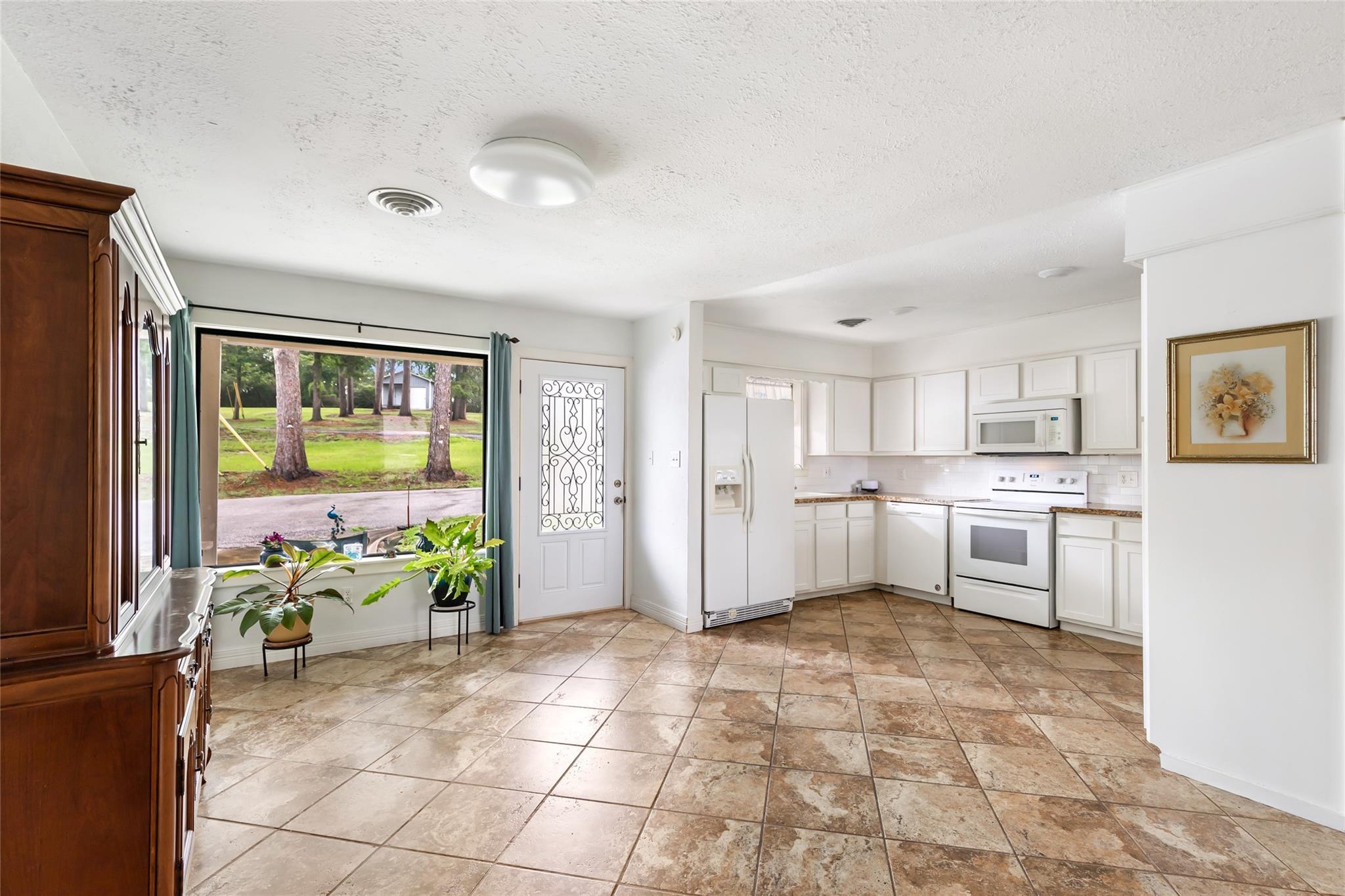 406 Kickapoo Drive