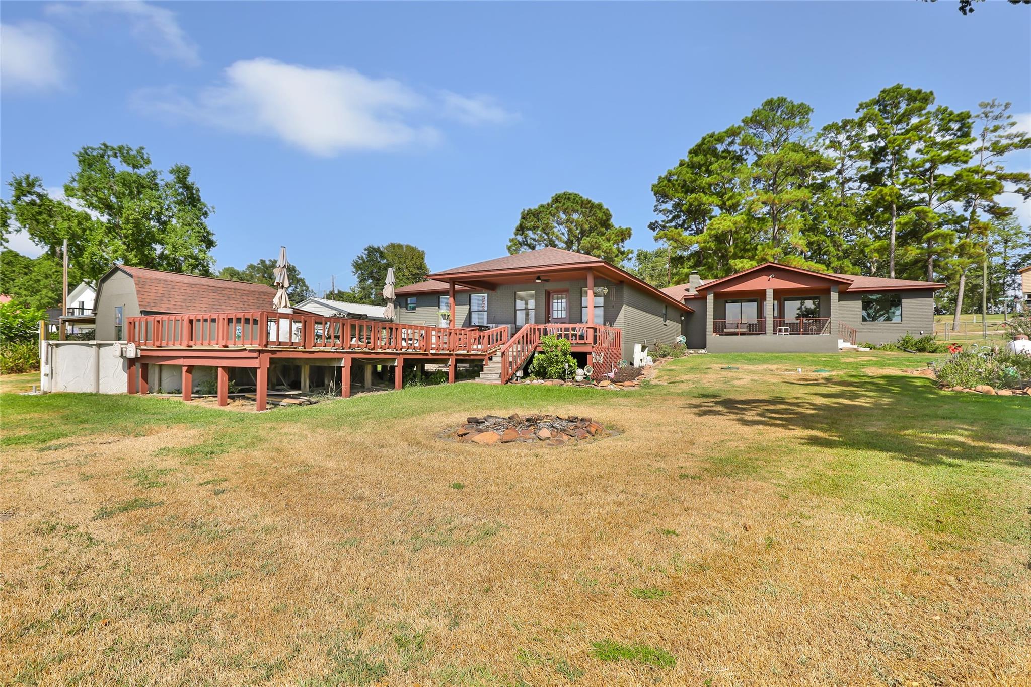 406 Kickapoo Drive