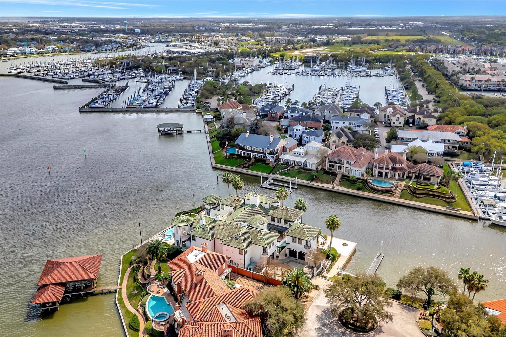 14 Waterford Oaks Lane