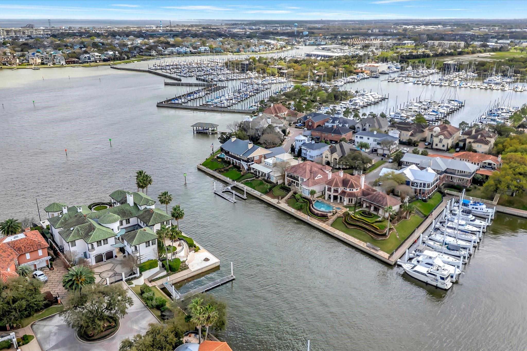 14 Waterford Oaks Lane