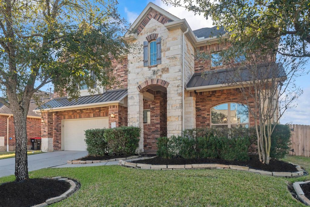 Photo of 4331 Estes Ridge Lane, Katy, TX 77493 (MLS # 96853255)