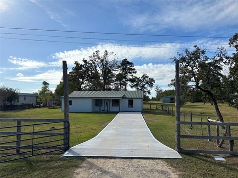 Photo of 27540 Foxwood Drive, Waller, TX 77484 (MLS # 12714339)