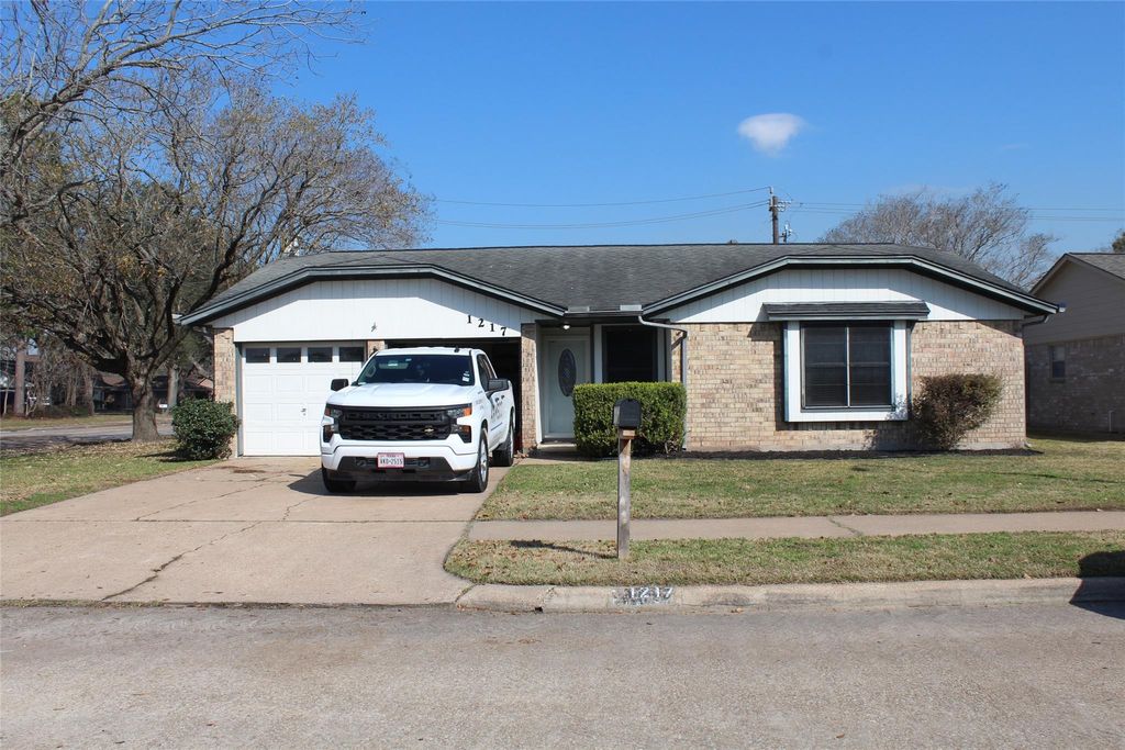 Photo of 1217 Brookhollow Drive, Deer Park, TX 77536 (MLS # 19012354)