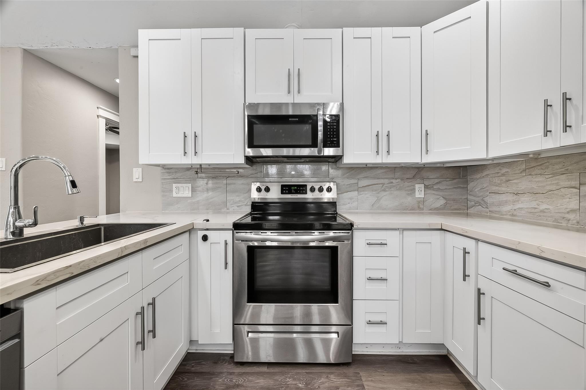 14114 Dartwood Dr, Houston, TX, 77049