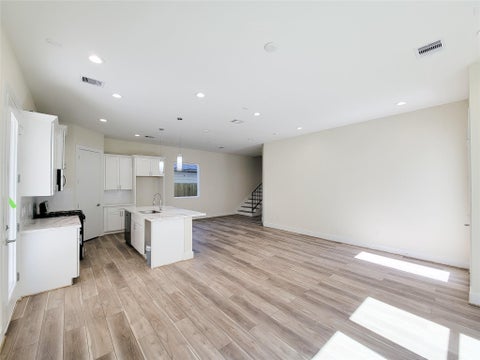 Tiny photo for 5931 Beall Street #B, Houston, TX 77091 (MLS # 92923097)