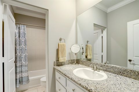 Tiny photo for 6310 Taggart Street #B, Houston, TX 77007 (MLS # 25686967)