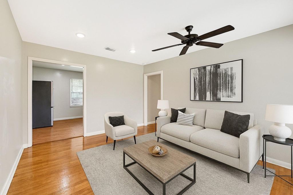 Photo of 4319 Howcher Street, Houston, TX 77047 (MLS # 55014279)