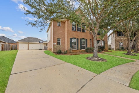 Homes For Sale - 21706 Blackstone Court<br/> Fort Bend County, Richmond, TX 77469
