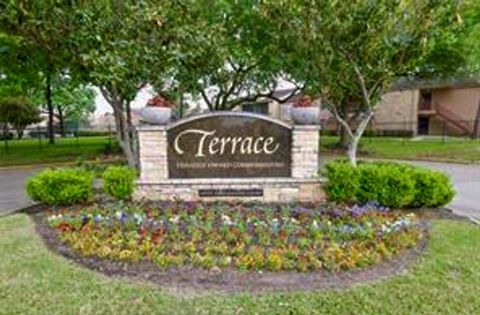 Photo of 10555 Turtlewood Court #2303, Houston, TX 77072 (MLS # 94886925)