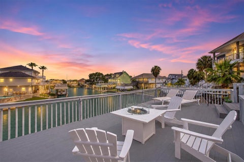 Photo of 12808 Camino Famoso Road, Galveston, TX 77554 (MLS # 71792230)