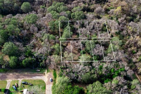 Photo of 2 Baker St, Hempstead, TX 77445 (MLS # 17099582)