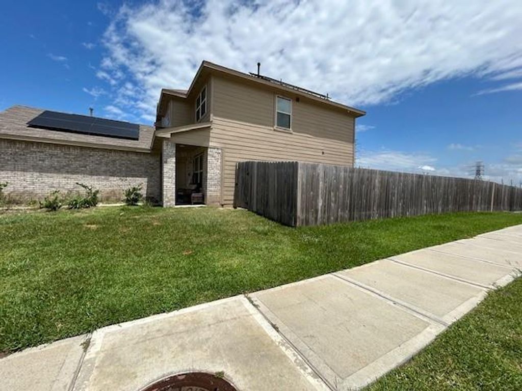 Photo of 20910 Linhope Lane, Humble, TX 77338 (MLS # 26758220)