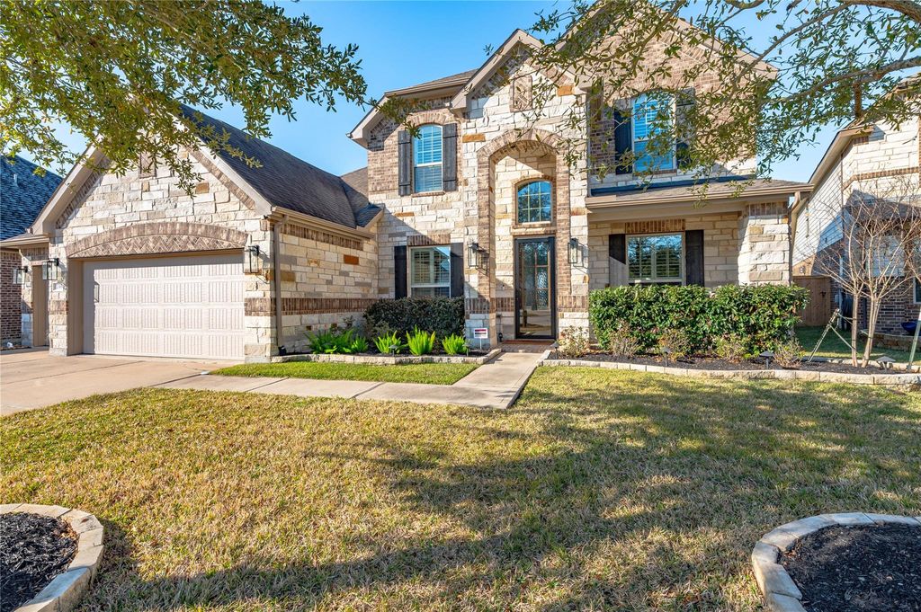 Photo of 2319 Ashley Falls Lane, League City, TX 77573 (MLS # 26093761)