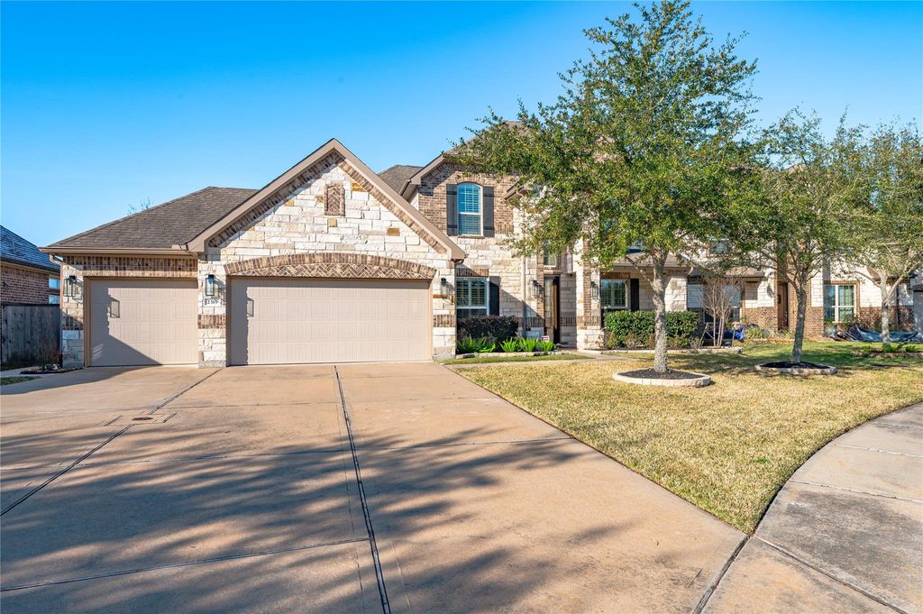 Photo of 2319 Ashley Falls Lane, League City, TX 77573 (MLS # 26093761)