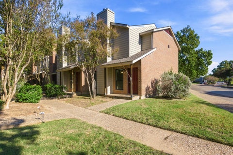 Photo of 1904 Dartmouth Street #M4, College Station, TX 77840 (MLS # 24620535)