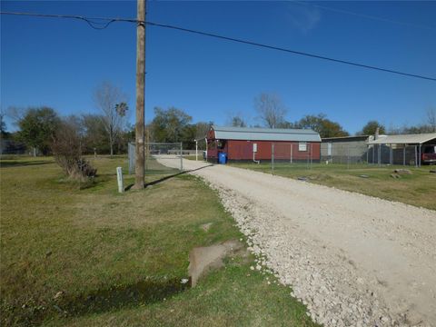 Photo of 4312 Western Avenue, West Orange, TX 77630 (MLS # 83203020)