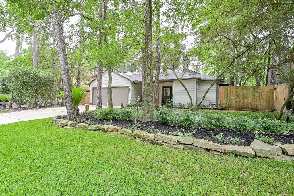 Photo of 31 Gannet Hollow Place, The Woodlands, TX 77381 (MLS # 92339009)