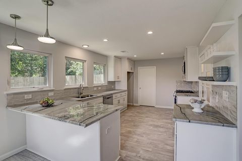 Tiny photo for 4418 Charleston Street, Houston, TX 77021 (MLS # 71258003)