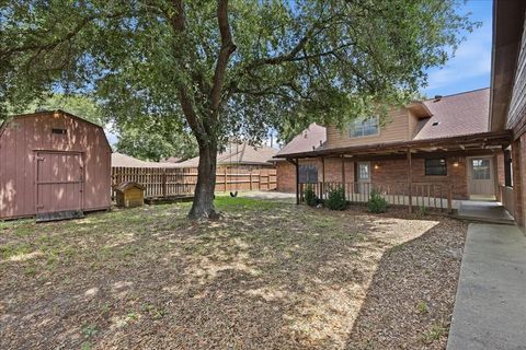 Tiny photo for 3105 Price Street, Nederland, TX 77627 (MLS # 2357523)
