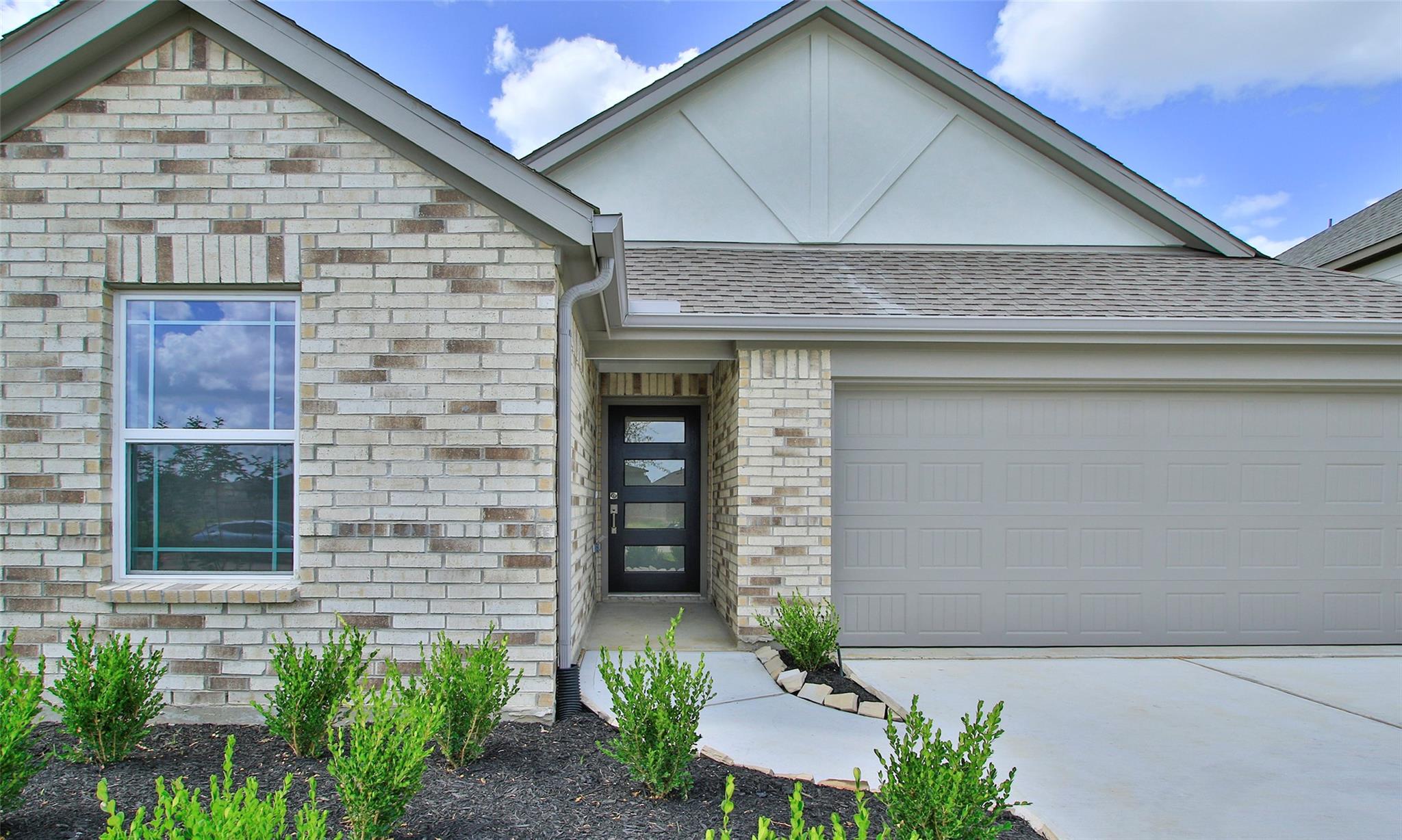 22214 Nissi Beach Drive