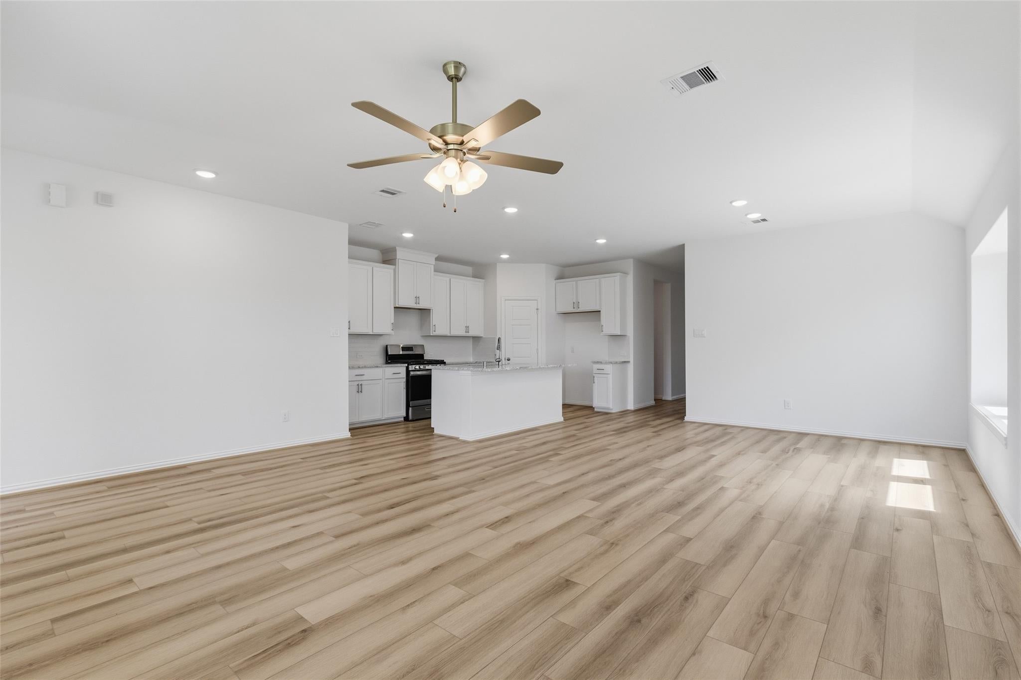 22214 Nissi Beach Drive