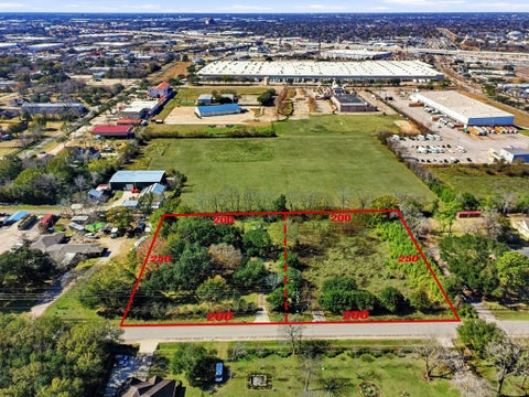 Vacant Land For Sale - 11902 Dover Street<br/> Houston, TX 77031