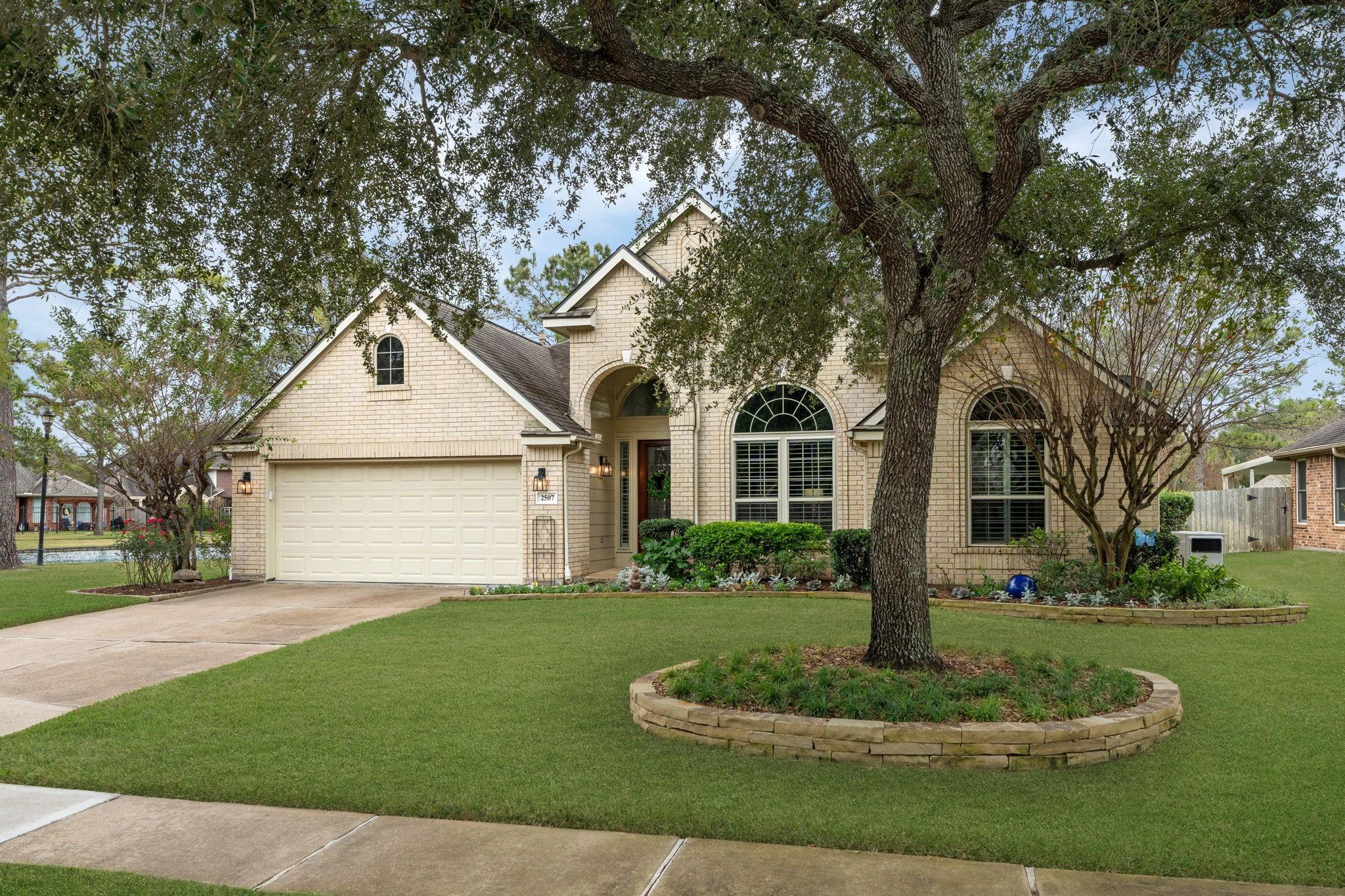 2507 Crystal Lake Court