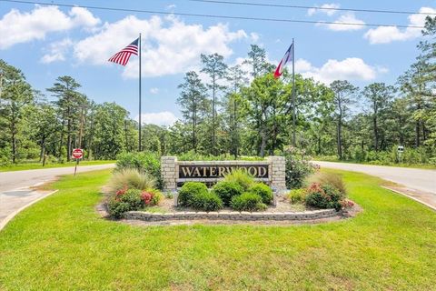 Vacant Land For Sale - 22296 La Jolla Court<br/> San Jacinto County, Huntsville, TX 77320
