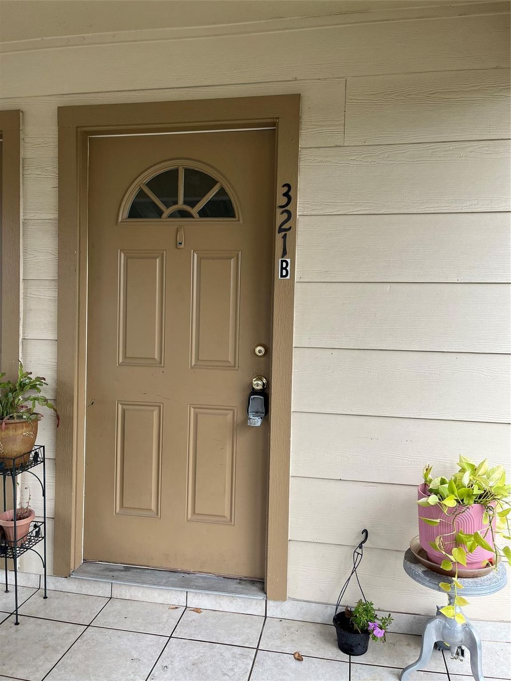 Photo of 321 Holiday Street #B, Tomball, TX 77375 (MLS # 96285801)