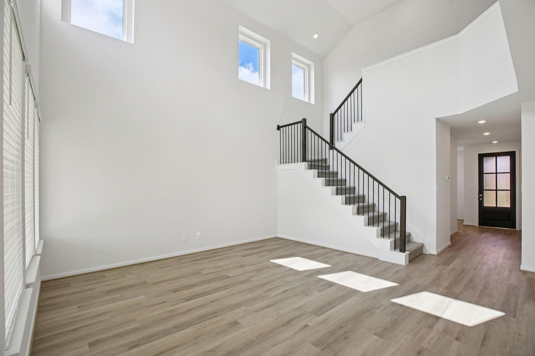2807 Clapbread Lane