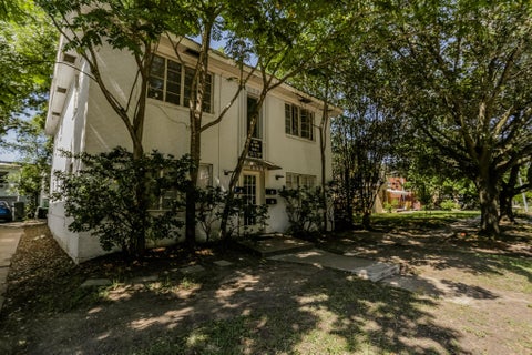 Photo of 1828 W Main Street #4, Houston, TX 77098 (MLS # 23768758)