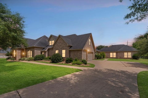 Photo of 9019 Lady Laura Lane, Richmond, TX 77469 (MLS # 30526587)