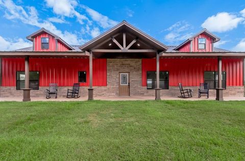 1044 Lonesome Dove Dr Groveton TX 75845