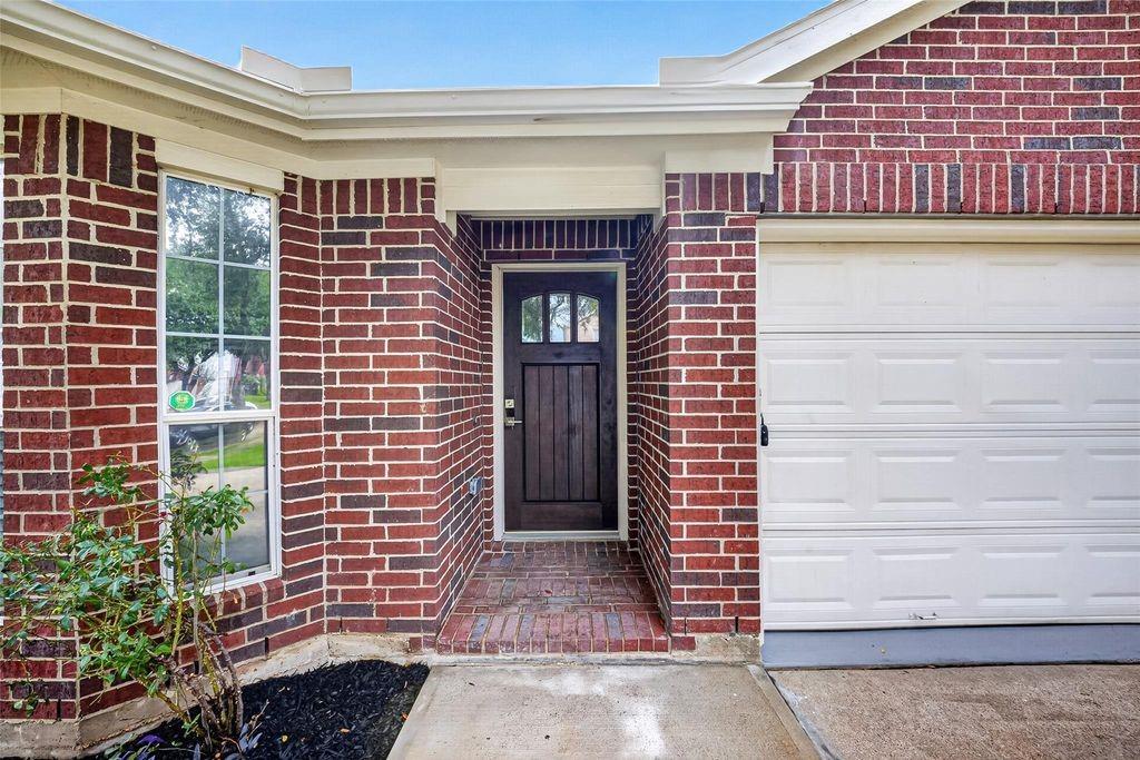 Photo of 12522 Magnolia Canyon, Houston, TX 77099 (MLS # 24580585)