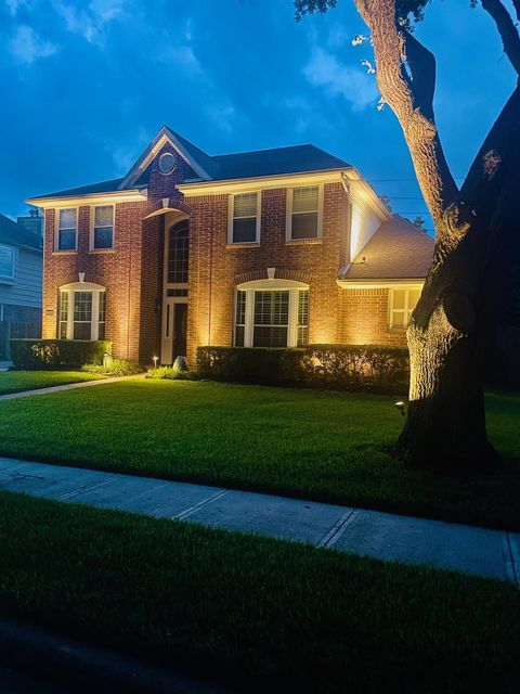 Photo of 8111 Meadow Vista Drive, Missouri City, TX 77459 (MLS # 27372850)