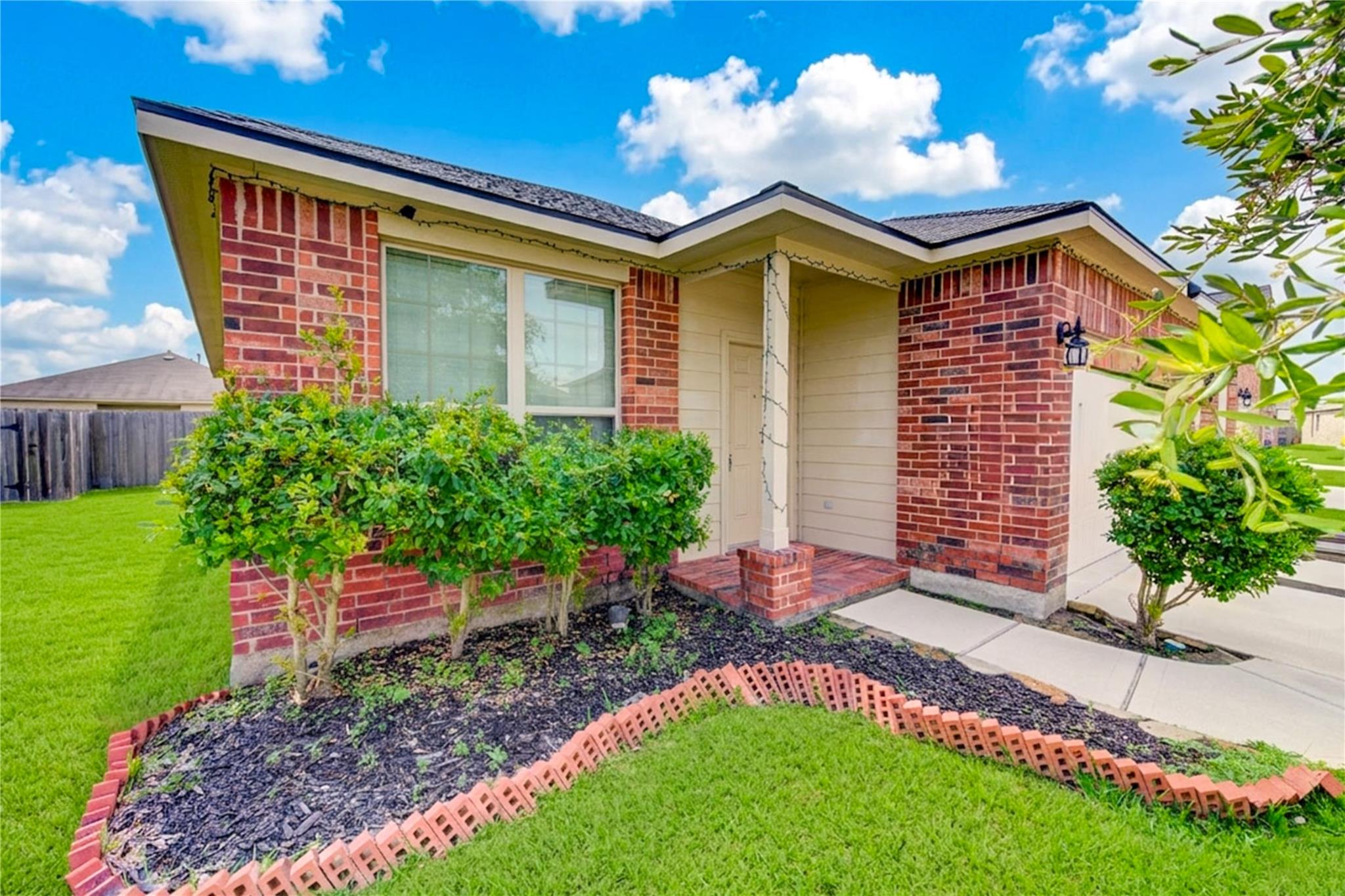 5206 Rosehill Ridge Court