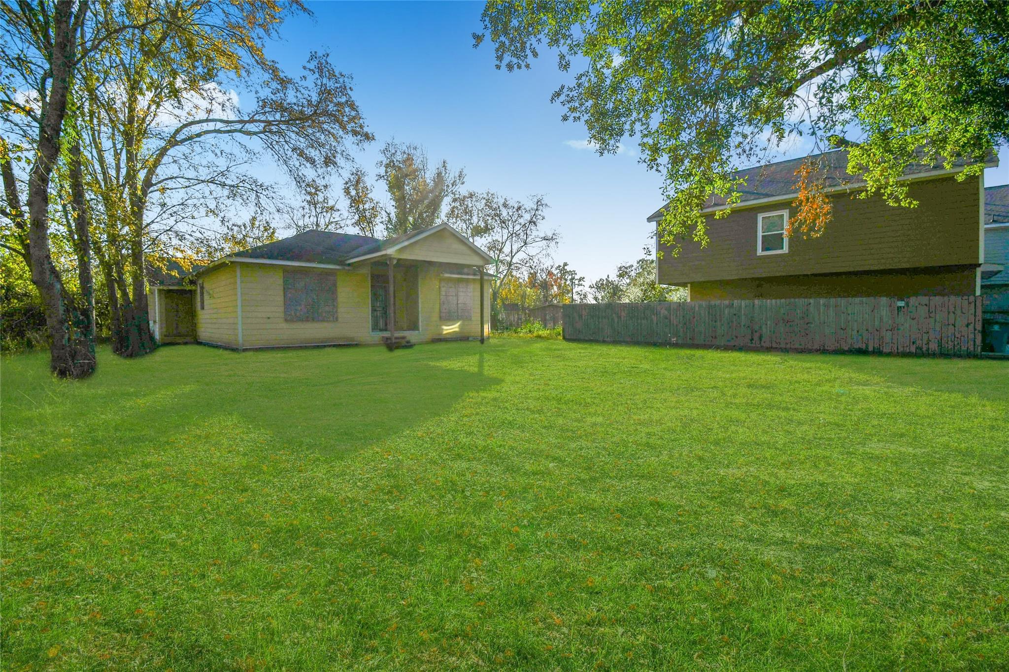 1039 Marcolin Street