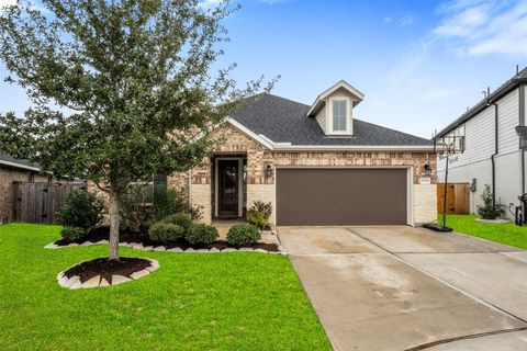 Photo of 2004 Sadtler Ridge Circle, La Porte, TX 77571 (MLS # 60754251)