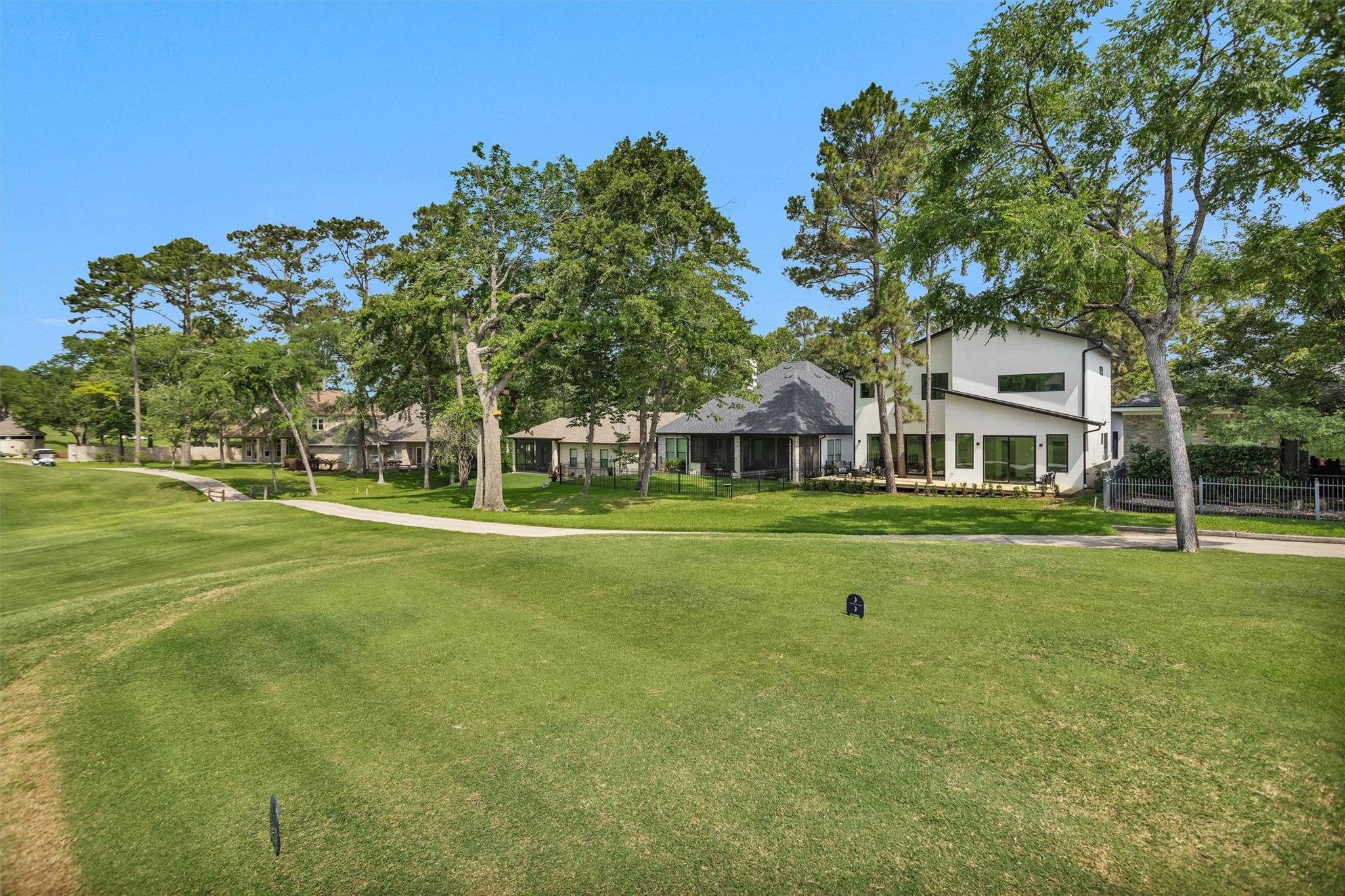36 Winthrop Harbor